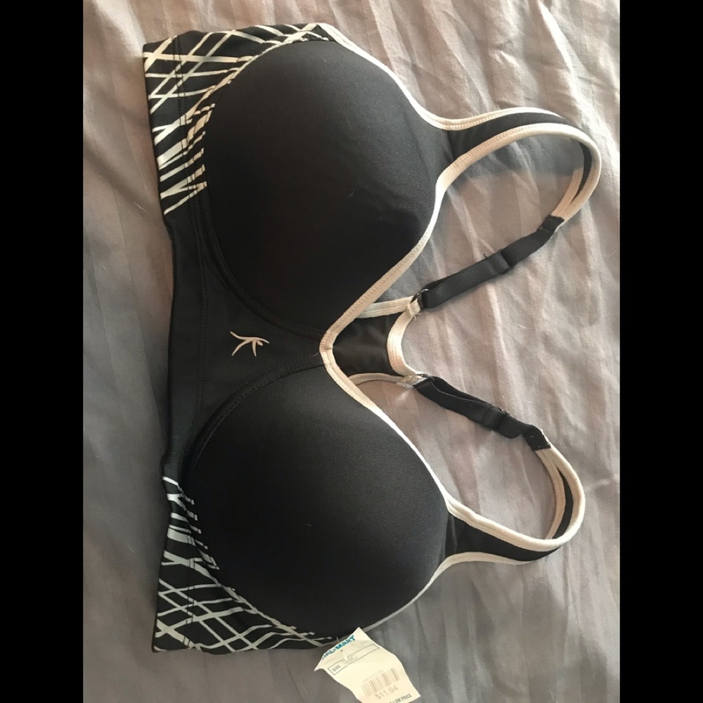 NWT Danskin Sports Bra